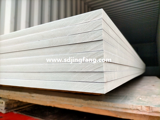 Plastic shuttering